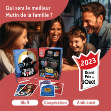 Charger l'image dans la galerie, SAVANA Traitres à Bord - Jeu de société - Grand Prix du Jouet 2023 - Jeu à identité secrète - Jeu de Voyage et de Poche - Jeu de Cartes dès 10 Ans