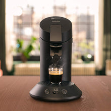 Charger l'image dans la galerie, Philips SENSEO Original Plus Machine à café à dosettes, Crema Plus, Sélecteur d'intensité Technologie Booster d'arômes, Produit vert, Noir intense (CSA210/61)
