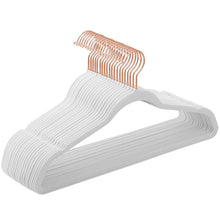 Charger l'image dans la galerie, SONGMICS Lot de 20 Cintres Velours Adulte, Longueur 41,5 cm, Fin, Grande Capacité de Charge, avec Crochets Pivotants à 360°, pour Manteaux, Chemises, Blanc et Rose Gold CRF026W01
