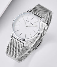 Charger l'image dans la galerie, HANNAH MARTIN Très Mince Montre pour Femme Quartz Analogique Étanche Acier Inoxydable (Surface Blanche, Ceinture Argent)
