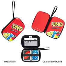Charger l'image dans la galerie, Theo Klein 5901 Etupour cartes UNO Etupratique pour cartes à jouer ,pour le voyage Protège les cartes de l'humidité et de la poussière Dimensions 11cmx3,5cmx15,5cm Jouet pour enfants à partir de 3 ans
