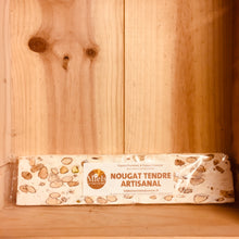Charger l'image dans la galerie, A Découvrir Les Bons Miels du Vexin et du Midi Nougat Tendre aux Amandes 28% Miel Lavande Provence 25%
